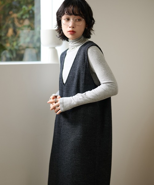 LAULEN（ローレン）の「wool blend deep neck sleeveless dress /ウールブレンドディープネックノースリーブワンピース（ジャンパースカート・レディース・ブラック/チャコールグレー/ワインレッド・FREE）」の9枚目の写真