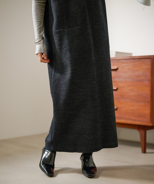LAULEN（ローレン）の「wool blend deep neck sleeveless dress /ウールブレンドディープネックノースリーブワンピース（ジャンパースカート・レディース・ブラック/チャコールグレー/ワインレッド・FREE）」の13枚目の写真