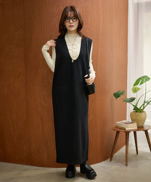 LAULEN（ローレン）の「wool blend deep neck sleeveless dress /ウールブレンドディープネックノースリーブワンピース（ジャンパースカート・レディース・ブラック/チャコールグレー/ワインレッド・FREE）」の17枚目の写真