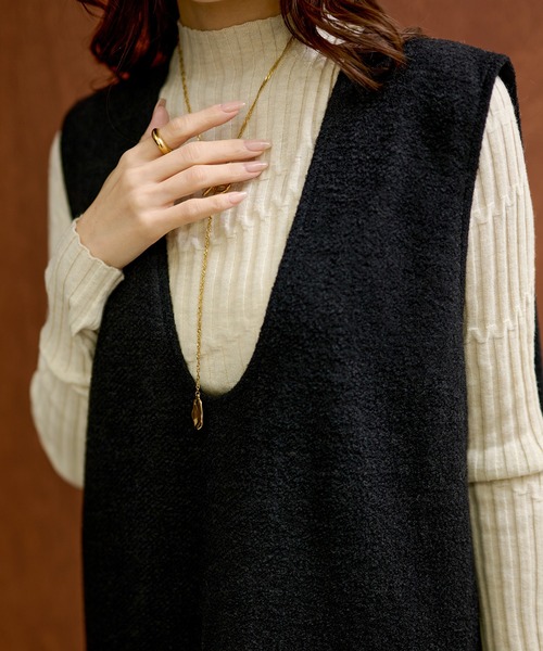 LAULEN（ローレン）の「wool blend deep neck sleeveless dress /ウールブレンドディープネックノースリーブワンピース（ジャンパースカート・レディース・ブラック/チャコールグレー/ワインレッド・FREE）」の22枚目の写真