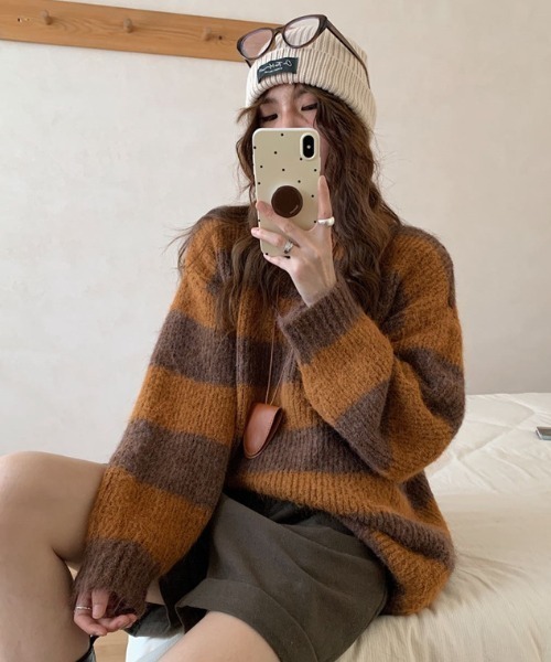 LAC-VERT（ラック・ヴェール）の「オーバーサイズボーダーニット（ニット/セーター・レディース・グレー/ブルー/ホワイト/ブラウン・FREE）」の4枚目の写真