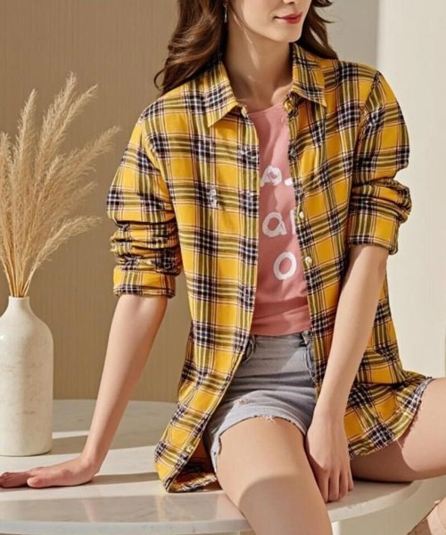 cammie(キャミー)の「チェックシャツ(シャツ/ブラウス・レディース・イエロー/ベージュ/ブラック×ホワイト/レッド・M/L)」の5枚目の写真