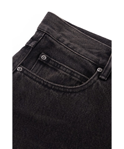 SUPPLIER(サプライヤー)の「デニム|Switching Pierced Baggy Jeans|SUPPLIER(デニムパンツ・メンズ・ブラック/ブルー・SMALL/MEDIUM/LARGE/X-LARGE)」の13枚目の写真