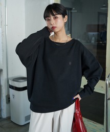 ボートネックカラフル刺繍スウェット