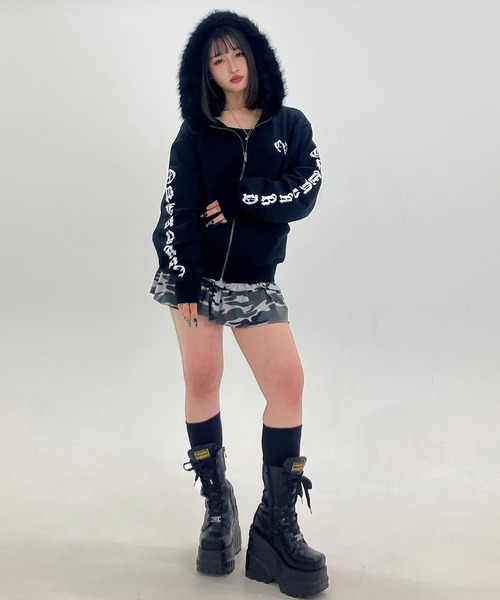 セール】『OY/オーワイ』GOTHIC CROSS FAUX FUR HOODIE ZIP UP