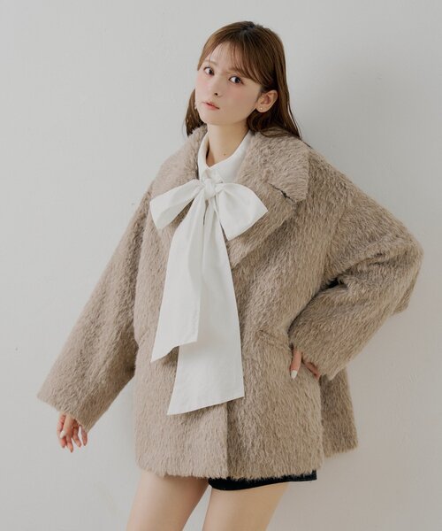 Chico（チコ）の「【SALON by Chico】リボン付きレースデザインシャツ（シャツ/ブラウス・レディース・ホワイト/ブルー/ブラウン系その他2・FREE）」の4枚目の写真