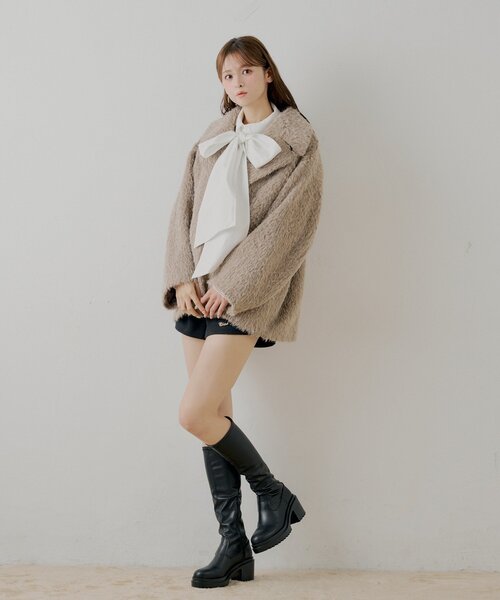 Chico（チコ）の「【SALON by Chico】リボン付きレースデザインシャツ（シャツ/ブラウス・レディース・ホワイト/ブルー/ブラウン系その他2・FREE）」の6枚目の写真