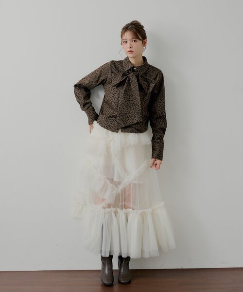 Chico（チコ）の「【SALON by Chico】リボン付きレースデザインシャツ（シャツ/ブラウス・レディース・ホワイト/ブルー/ブラウン系その他2・FREE）」の18枚目の写真