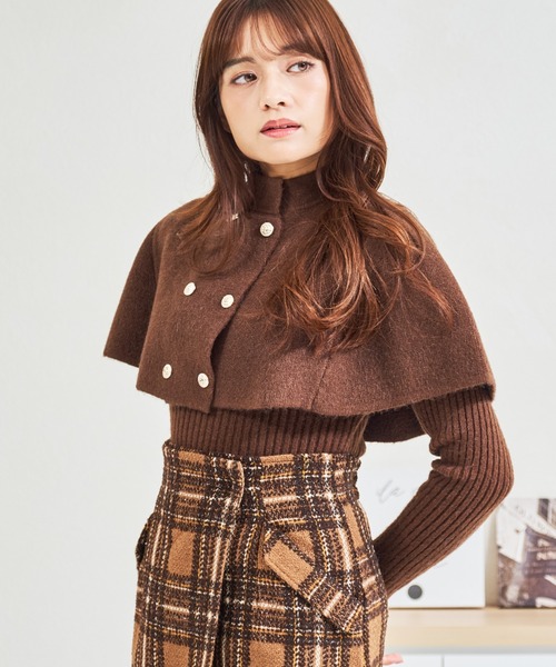 MISCH MASCH(ミッシュマッシュ)の「ZOZO限定 金ボタンケープ2wayニット(ニット/セーター・レディース・ブラウン/ホワイト・フリ-)」の8枚目の写真
