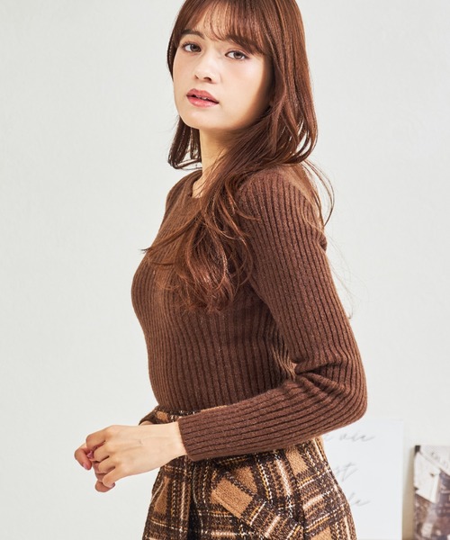 MISCH MASCH(ミッシュマッシュ)の「ZOZO限定 金ボタンケープ2wayニット(ニット/セーター・レディース・ブラウン/ホワイト・フリ-)」の12枚目の写真