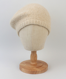 UNIVERSAL CHEMISTRY（ユニバーサルケミストリー）の「ウールベージュニットベレー帽（ハンチング/ベレー帽）」