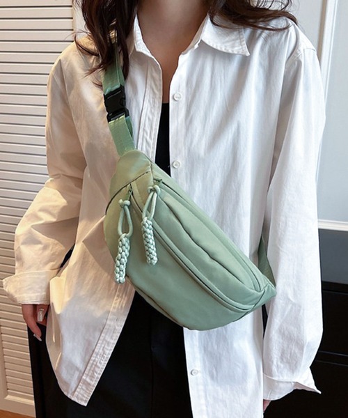 セール】11D68-MZ シンプル ナイロン クロスボディバッグ（ボディ