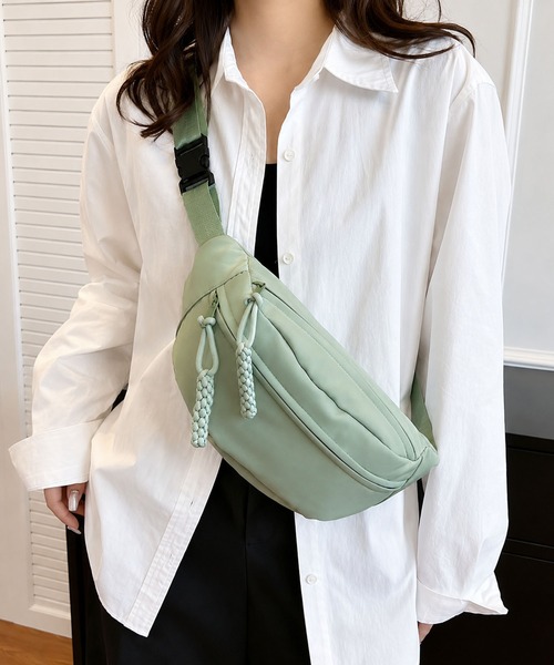 CALIFORNIA OUTFITTERS(カリフォルニア アウトフィッターズ)の「11D68-MZ シンプル ボディバッグ(ボディバッグ/ウエストポーチ・レディース・カーキ/ブラック/ホワイト・ONESIZE)」の14枚目の写真