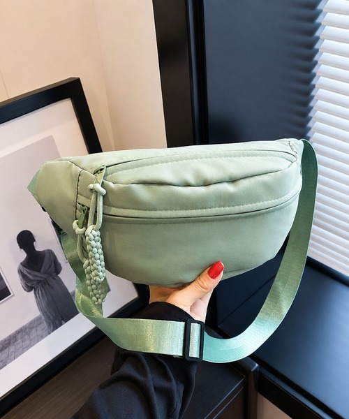 CALIFORNIA OUTFITTERS(カリフォルニア アウトフィッターズ)の「11D68-MZ シンプル ボディバッグ(ボディバッグ/ウエストポーチ・レディース・カーキ/ブラック/ホワイト・ONESIZE)」の10枚目の写真