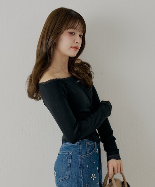 Chico(チコ)の「カップ付きレースコンパクトトップス(Tシャツ/カットソー・レディース・グレー/ブラック/アイボリー/ピンク・MEDIUM/SMALL)」の7枚目の写真