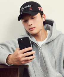 CASE A LOT（ケースアロット）の「[ケーサーラットXユンドンヒ] レタリングロゴボールキャップ - ブラック（キャップ）」