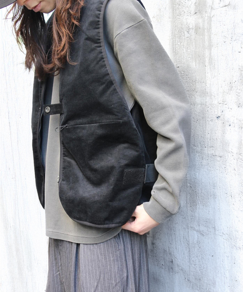 rajabrooke（ラジャブルック）の「rajabrooke / ラジャブルック CORDUROY VEST（その他アウター・メンズ・ブラック・LARGE/MEDIUM）」の13枚目の写真