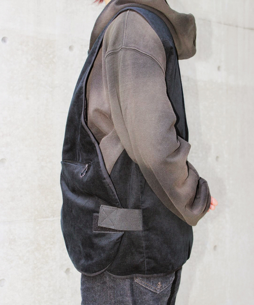 rajabrooke（ラジャブルック）の「rajabrooke / ラジャブルック CORDUROY VEST（その他アウター・メンズ・ブラック・LARGE/MEDIUM）」の10枚目の写真