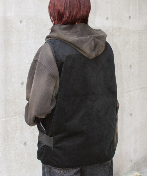 rajabrooke（ラジャブルック）の「rajabrooke / ラジャブルック CORDUROY VEST（その他アウター・メンズ・ブラック・LARGE/MEDIUM）」の9枚目の写真