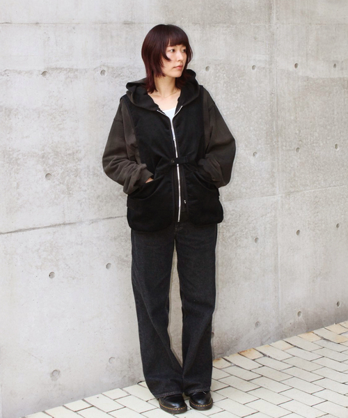 rajabrooke（ラジャブルック）の「rajabrooke / ラジャブルック CORDUROY VEST（その他アウター・メンズ・ブラック・LARGE/MEDIUM）」の8枚目の写真