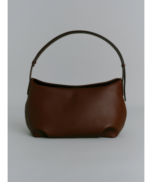 Yuje(ユジェ)の「LOUNA MIDDLE BAG (3color)(ショルダーバッグ・レディース・ブラック/ブラウン/Wine・FREE)」の15枚目の写真