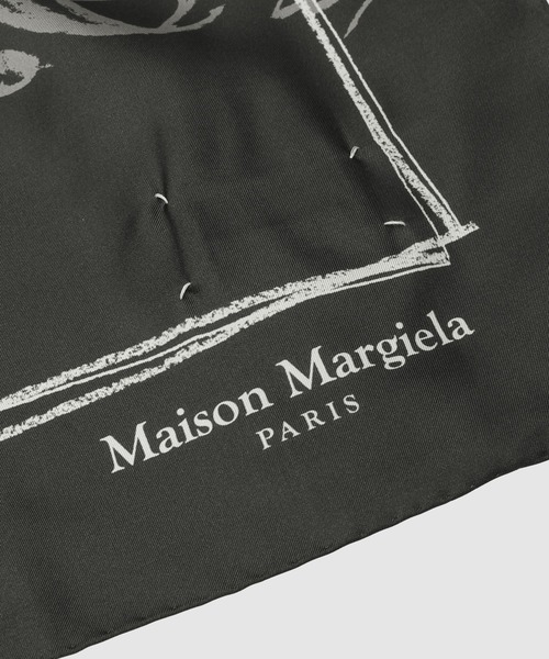Maison Margiela(メゾンマルジェラ)の「FOULARD(バンダナ/スカーフ・レディース・その他4/その他1/その他2/その他3・UNI)」の5枚目の写真