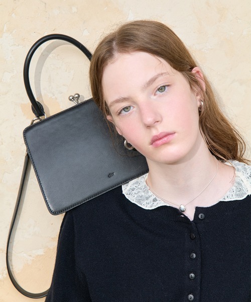 clor(クロル)の「FRAME BAG MEDIUM(ハンドバッグ・レディース・ブラック/ブラック系その他/レオパード・FREE)」の5枚目の写真