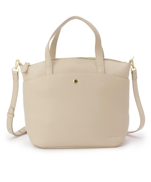 one'sterrace(ワンズテラス)の「Legato Largo 2WAY トートバッグ CURVE(トートバッグ・レディース・アイボリー系8/ベージュ系その他7/ブラック系8・99)」の4枚目の写真