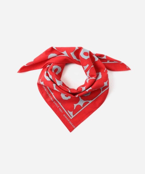 marimekko（マリメッコ）の「【kioski】 Astrilli Unikko / scarf（ストール/ショール・レディース・レッド/ブルー・FREE）」の8枚目の写真