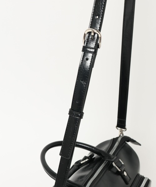 PAGEBOY（ページボーイ）の「【500mlペットボトルも入る】アウトポケットスクエアBAG（ショルダーバッグ・レディース・ブラック/チャコールグレー/ブルー・FREE）」の9枚目の写真