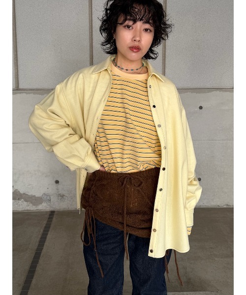 ELCHELE(エルチェレ)の「ASSORT BUTTON SAXONY SHIRT(シャツ/ブラウス・レディース・クリーム/ブラック・FREE)」の12枚目の写真