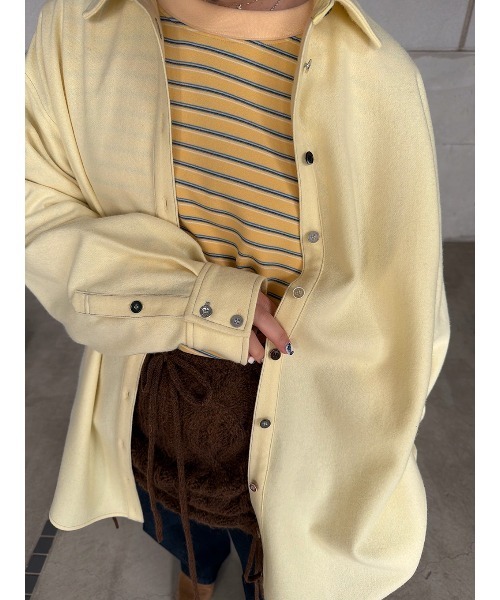 ELCHELE(エルチェレ)の「ASSORT BUTTON SAXONY SHIRT(シャツ/ブラウス・レディース・クリーム/ブラック・FREE)」の14枚目の写真