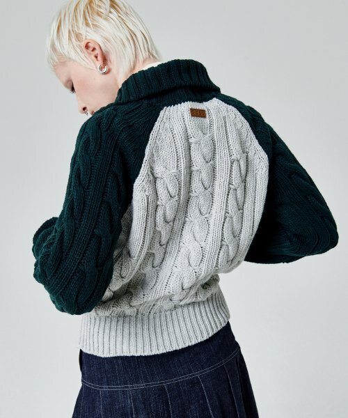 runningHIGH（ランニングハイ）の「カラー ブロック タートルネック ジップアップ ニット プルオーバー [グリーン]（ニット/セーター・レディース・その他・FREE）」の3枚目の写真
