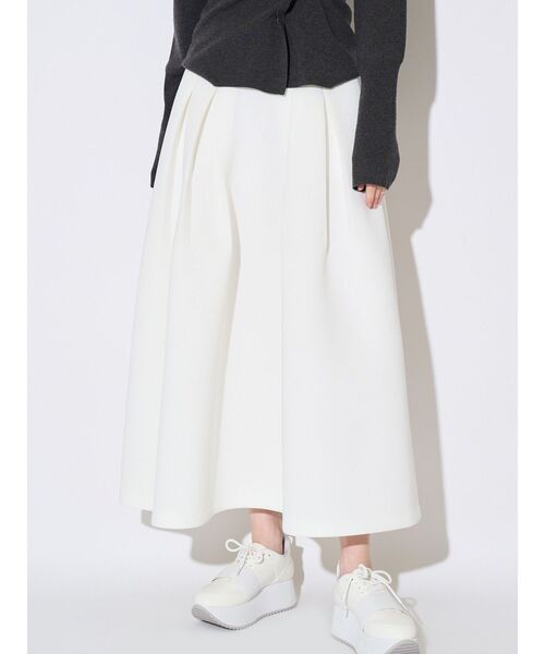 ELENDEEK（エレンディーク）の「ジャージータックフレアスカート（スカート・レディース・グレー/オフホワイト・01/02）」の12枚目の写真