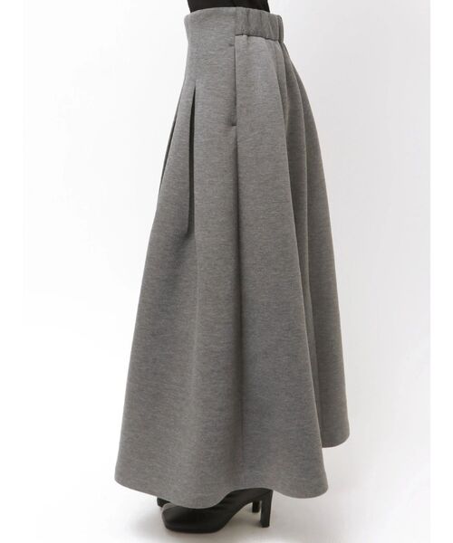 ELENDEEK（エレンディーク）の「ジャージータックフレアスカート（スカート・レディース・グレー/オフホワイト・01/02）」の18枚目の写真