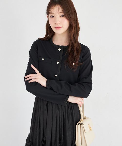 tocco closet(トッコ クローゼット)の「【ZOZO限定】コード刺繍カットジョーゼットライトジャケット ※セットアップ可能(ノーカラージャケット・レディース・グレイッシュベージュ/ブラック/チャコール・M)」の2枚目の写真