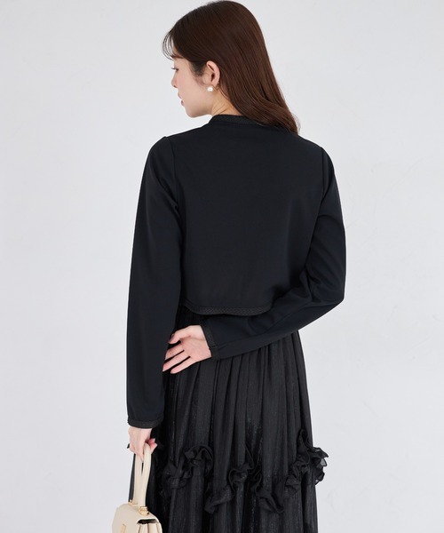 tocco closet(トッコ クローゼット)の「【ZOZO限定】コード刺繍カットジョーゼットライトジャケット ※セットアップ可能(ノーカラージャケット・レディース・グレイッシュベージュ/ブラック/チャコール・M)」の19枚目の写真