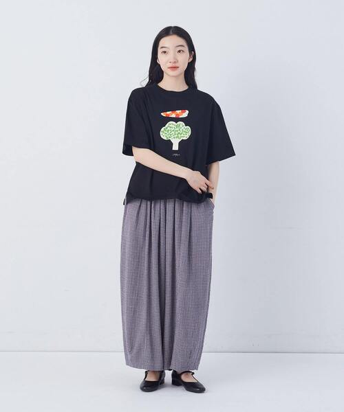 conges payes ADIEU TRISTESSE（コンジェ ペイエ アデュートリステス）の「ichiro yamaguci.半袖Ｔシャツ（Tシャツ/カットソー・レディース・ブルーグレー/グレイッシュベージュ/ブラック・FREE）」の12枚目の写真