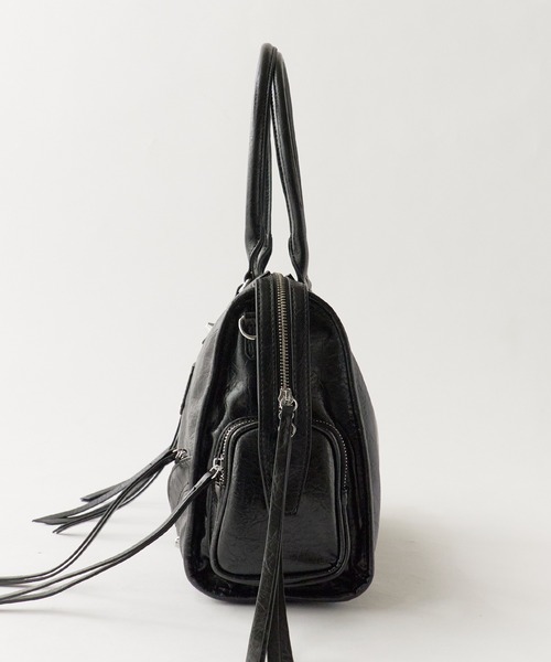 Chick(チック)の「Faux Leather 2-Way Shoulder Bag / フェイクレザー 2WAYショルダーバッグ 秋 秋服 2026年秋冬(ショルダーバッグ・レディース・シルバー/ブラック/ブラウン・FREE)」の6枚目の写真