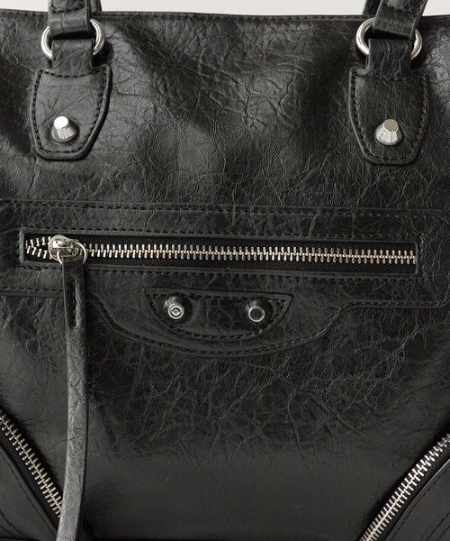 Chick(チック)の「Faux Leather 2-Way Shoulder Bag / フェイクレザー 2WAYショルダーバッグ 秋 秋服 2026年秋冬(ショルダーバッグ・レディース・シルバー/ブラック/ブラウン・FREE)」の15枚目の写真