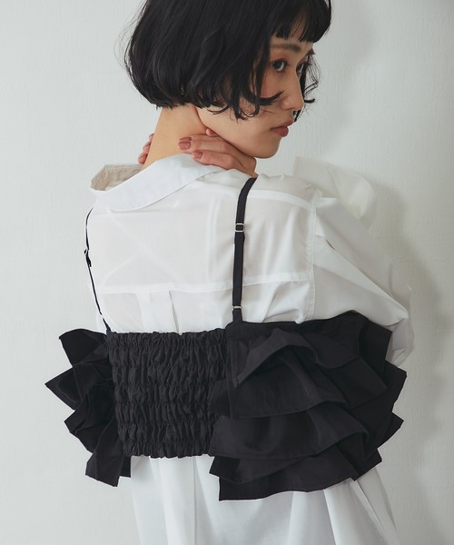 ANOTHER S（アナザーエス）の「ボリュームフリル重ねビスチェ（シャツ/ブラウス・レディース・アイボリー/ブラック・FREE）」の10枚目の写真
