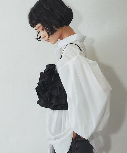 ANOTHER S（アナザーエス）の「ボリュームフリル重ねビスチェ（シャツ/ブラウス・レディース・アイボリー/ブラック・FREE）」の14枚目の写真