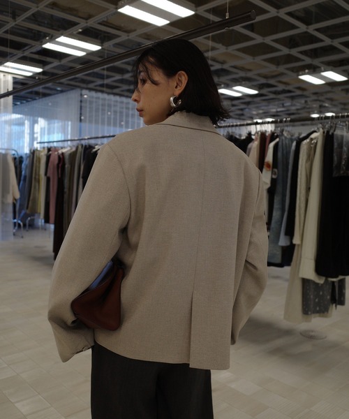 Ameri（アメリ）の「PIXEL FLOWER PRINT SHORT JACKET（テーラードジャケット・レディース・ブラック/ベージュ・SMALL/MEDIUM）」の5枚目の写真