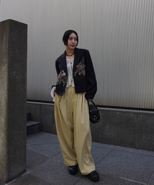 PIXEL FLOWER PRINT SHORT JACKET（テーラードジャケット）｜Ameri