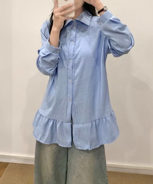 LADY LIKE(レディライク)の「【春夏新作】ギャザー切り替えふんわりシャツ(シャツ/ブラウス・レディース・サックスブルー/ホワイト・M)」の4枚目の写真
