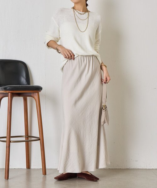 Jena espace merveilleux（ジェナ　エスパスメルヴェイユ）の「【軽やかロング】レーヨンナイロンロングスカート（スカート・レディース・ブラック/アイボリー/グレー・FREE）」の4枚目の写真