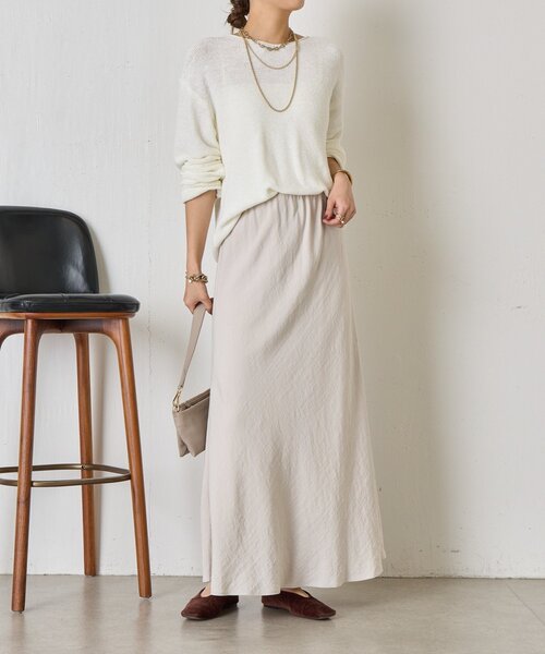 Jena espace merveilleux（ジェナ　エスパスメルヴェイユ）の「【軽やかロング】レーヨンナイロンロングスカート（スカート・レディース・ブラック/アイボリー/グレー・FREE）」の6枚目の写真