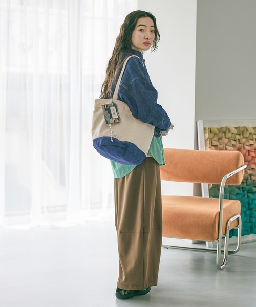 niko and...（ニコアンド）の「袖リブステッチデニムシャツ（シャツ/ブラウス・レディース・インディゴブルー・MEDIUM/LARGE）」の19枚目の写真