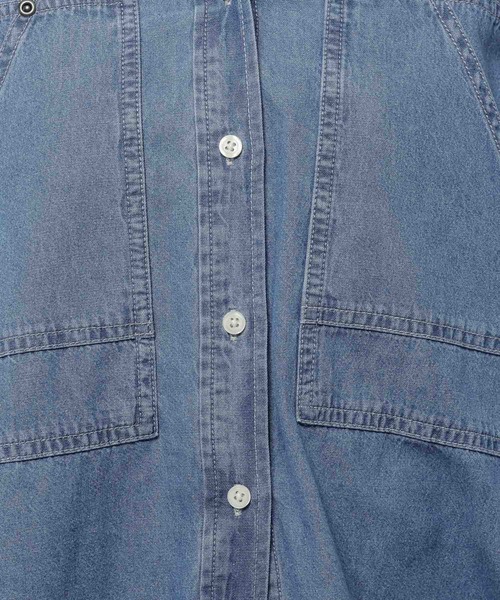 niko and...（ニコアンド）の「袖リブステッチデニムシャツ（シャツ/ブラウス・レディース・インディゴブルー・MEDIUM/LARGE）」の10枚目の写真