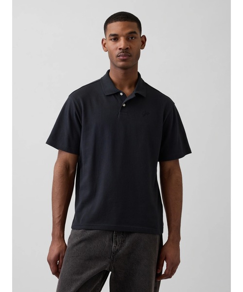 GAP（ギャップ）の「リラックスフィット ピケ クロップド ポロシャツ（ポロシャツ・メンズ・ブラック/チャコールグレー/ブルー/ネイビー/ホワイト/ピンク・XL/L/M/S/XS）」の3枚目の写真